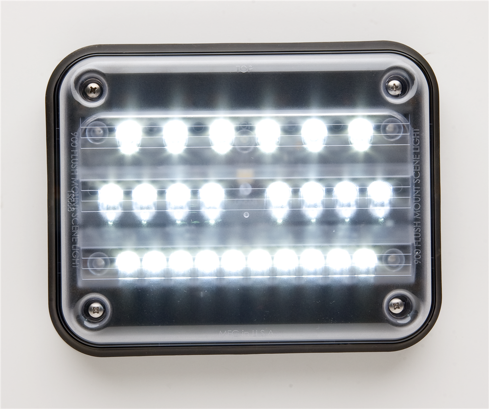 Whelen 900 Series 24-LED Scene Light